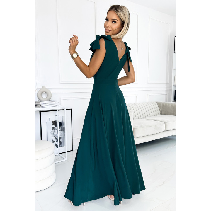 ELENA Dlouhé šaty s výstřihem a zavazováním na ramenou – BOTEVÁ ZELENÁ
