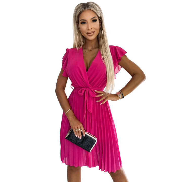 Šifonové plisované šaty s výstřihem a volánky – RŮŽOVÁ barva barbie