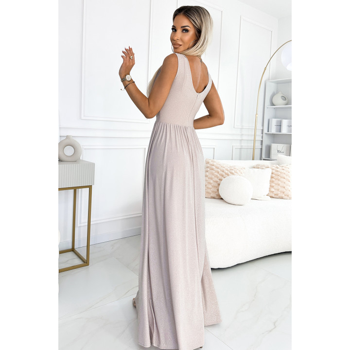 SUSAN Dlouhé brokátové šaty s výstřihem a prošíváním v pase – BEŽOVÉ