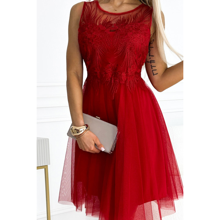CATERINA Dámské šaty s gipiurou a jemným tylem - ČERVENÉ