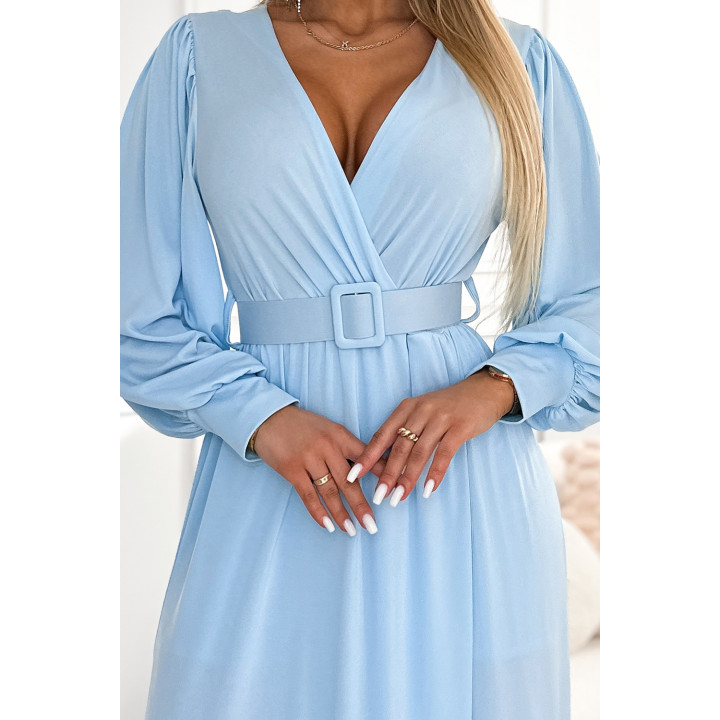 FIORELLA Dlouhé šaty s širokým páskem a výstřihem - MODRÉ