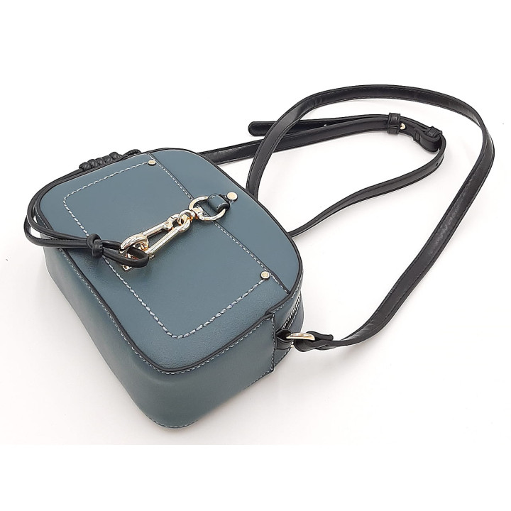 Námořnická kabelka v barvě moře s přívěskem BESTINI