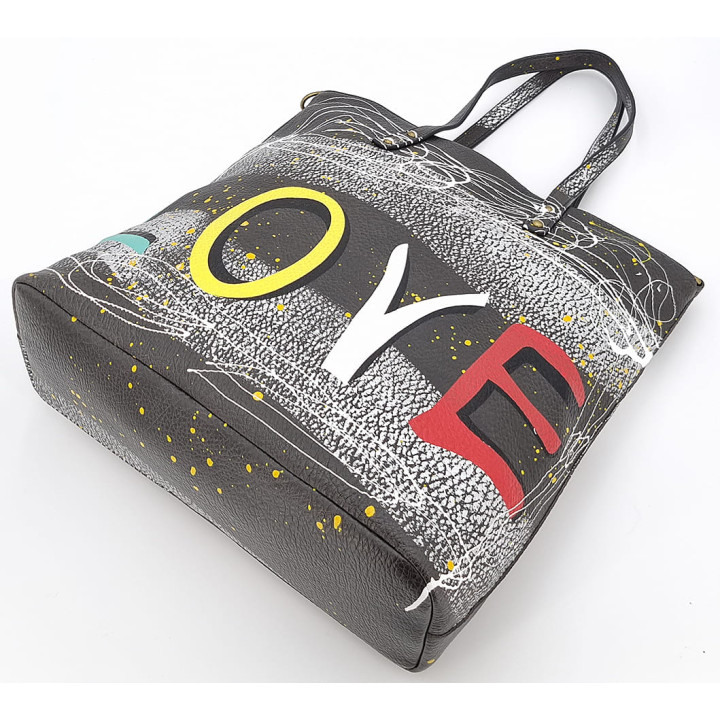 Šedá klasická dámská kabelka LOVE přes rameno