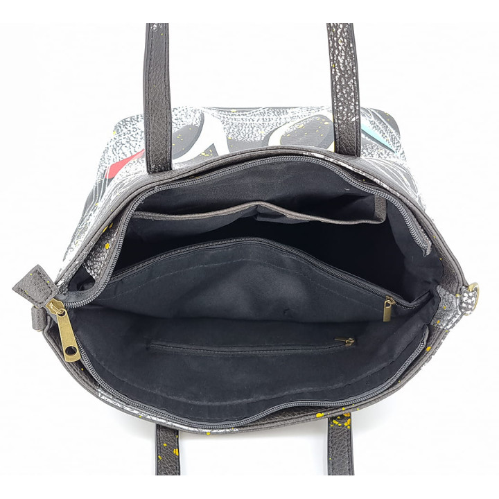 Šedá klasická dámská kabelka LOVE přes rameno