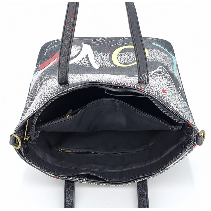 Černá klasická dámská kabelka LOVE přes rameno