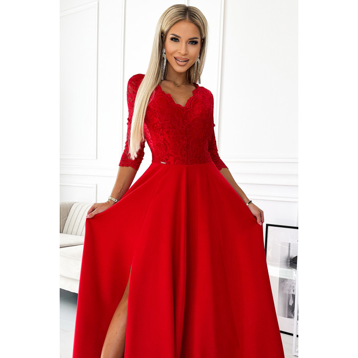 AMBER elegantní dlouhé krajkové šaty s výstřihem a rozparkem na noze - ČERVENÉ