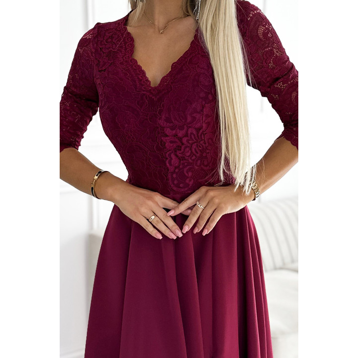AMBER elegantní dlouhé maxi šaty s krajkovým výstřihem - BORDÓ