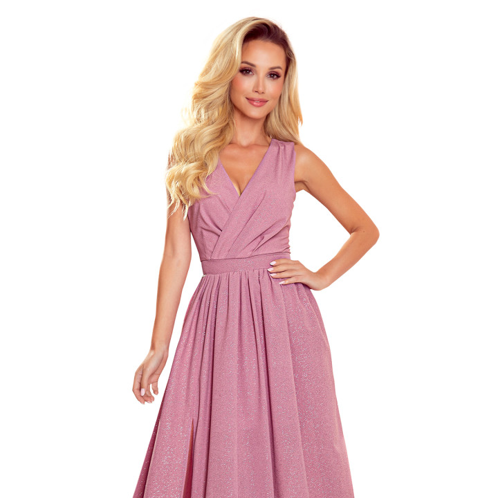 JUSTINE Dlouhé šaty s výstřihem a zavazováním - PUDROVÁ RŮŽOVÁ S BROKÁTEM